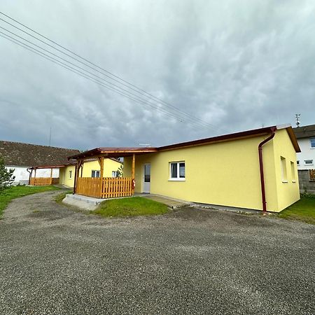 Pension U Vlcku Hracholusky Bagian luar foto